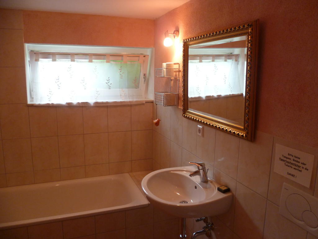 Gesundheitshotel Haus Sonnenstein Salem  Pokój zdjęcie